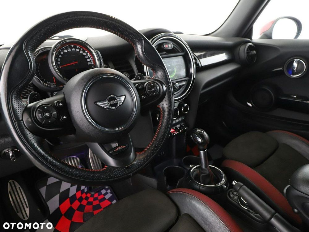 MINI John Cooper Works - 14