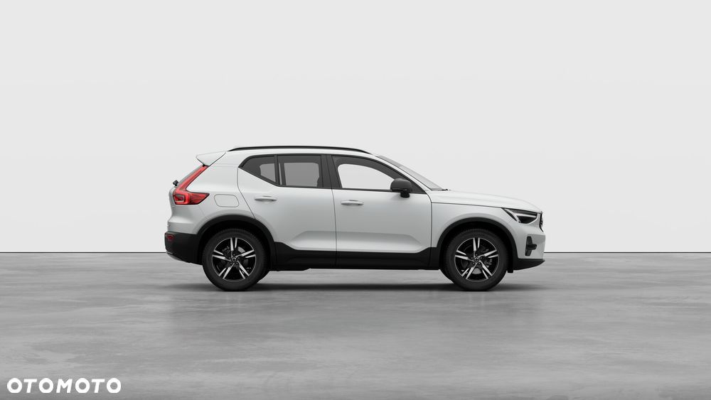 Volvo XC 40 B3 Plus Dark - 7
