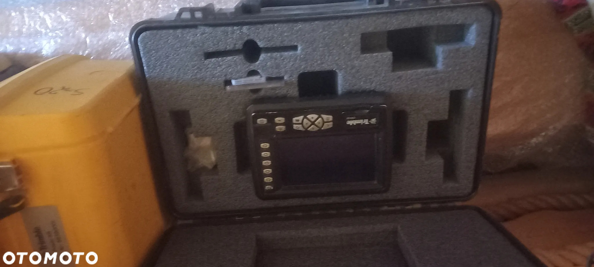 Niwelacja GCS 900  3D trimble z tachymetrem Trimble SPS930 RADIO LUSTRO MONITOR CB430 - 3
