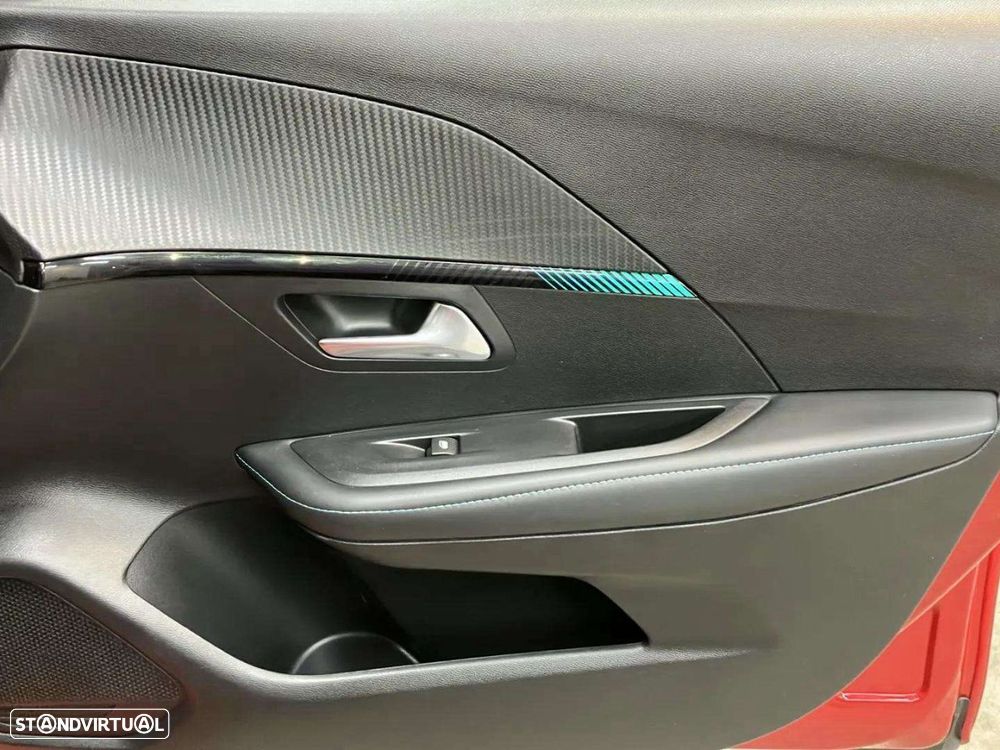 Peugeot 208 1.2 PureTech Allure - 20