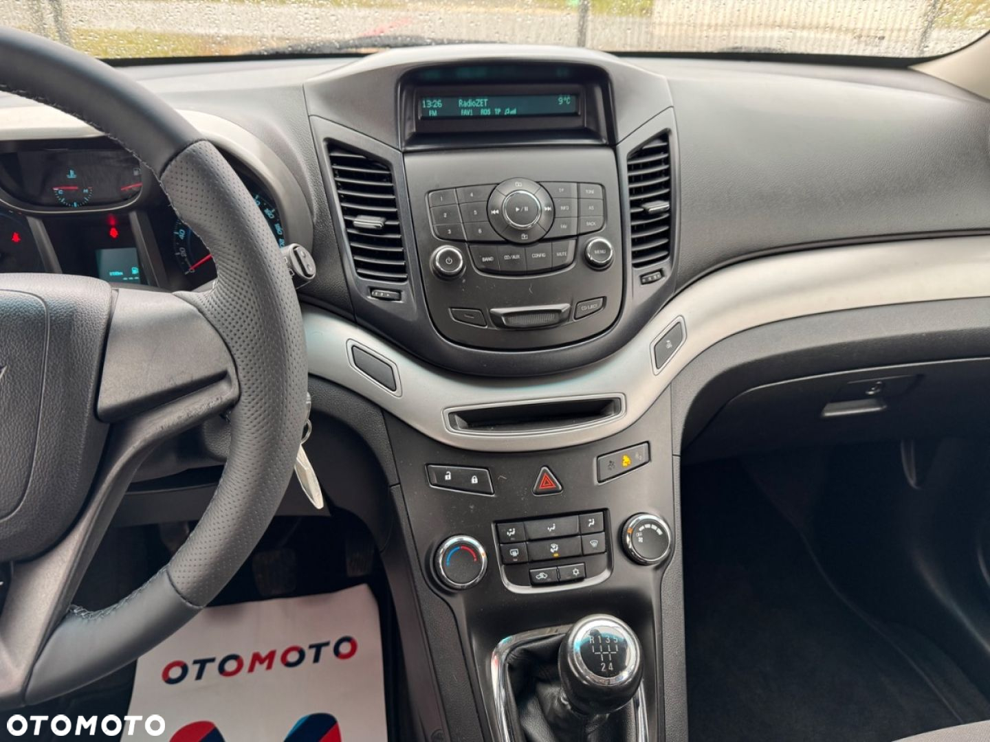Chevrolet Orlando - 12