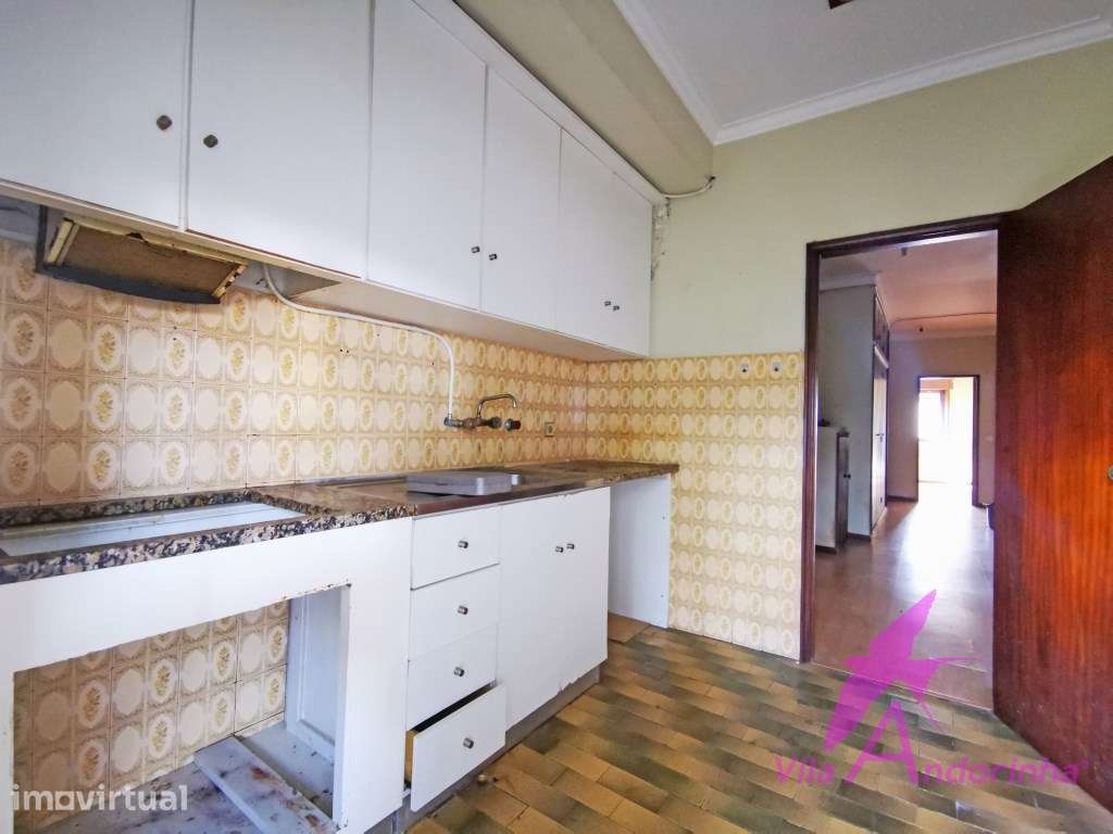 Apartamento T3 a 2 minutos do centro da cidade com garagem. - Grande imagem: 3/13