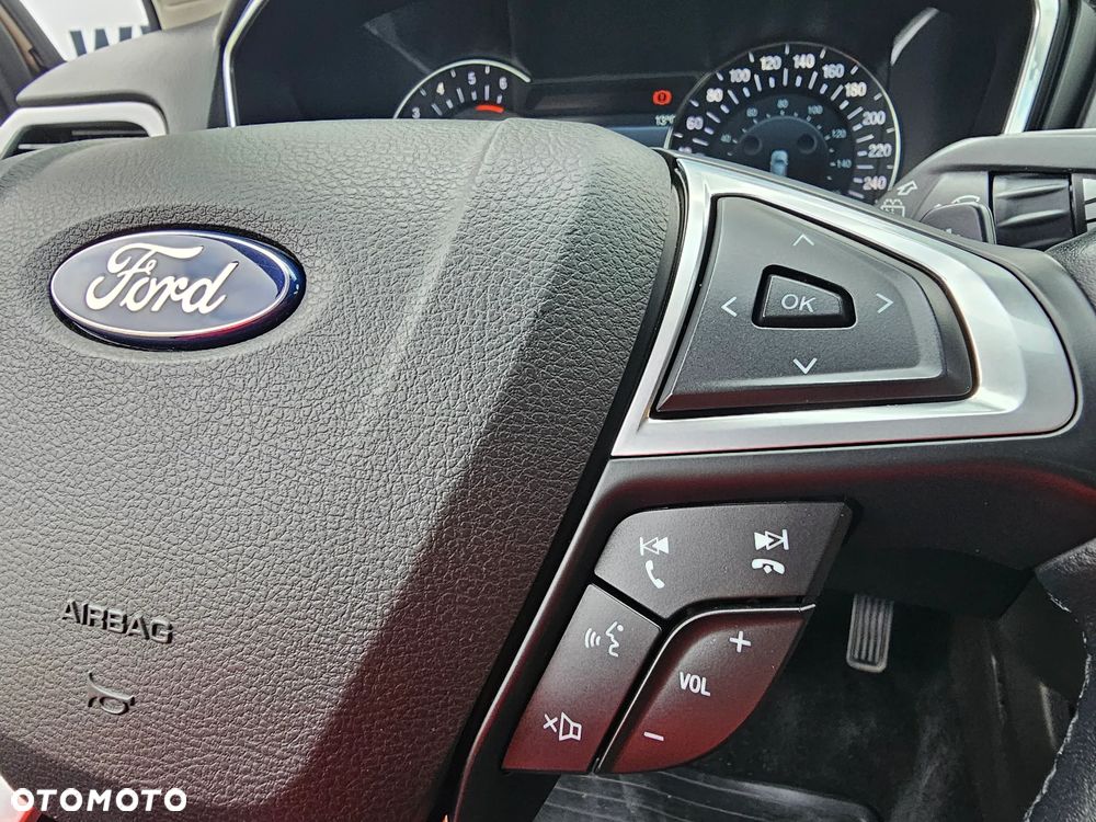 Ford Mondeo 2.0 TDCi Titanium PowerShift - 30
