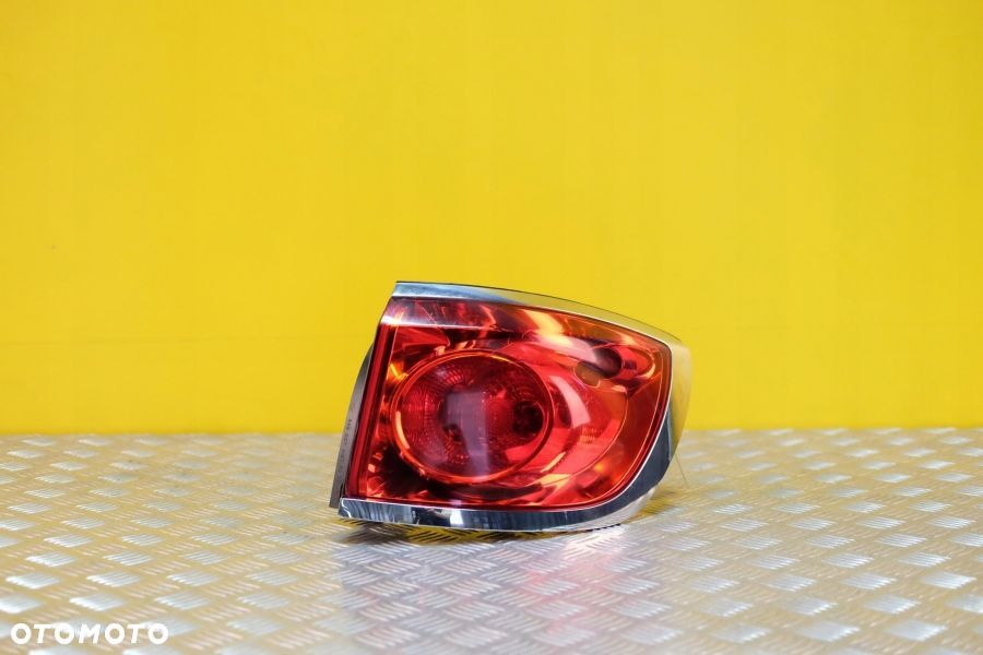 BUICK ENCLAVE 2008-2012 LAMPA TYŁ PRAWA TYLNA USA - 1