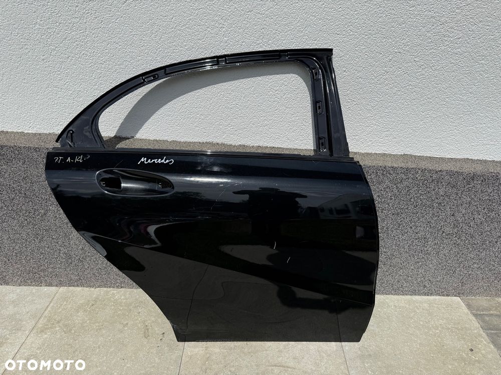Drzwi tylne prawe Mercedes A W176 A1767320210
