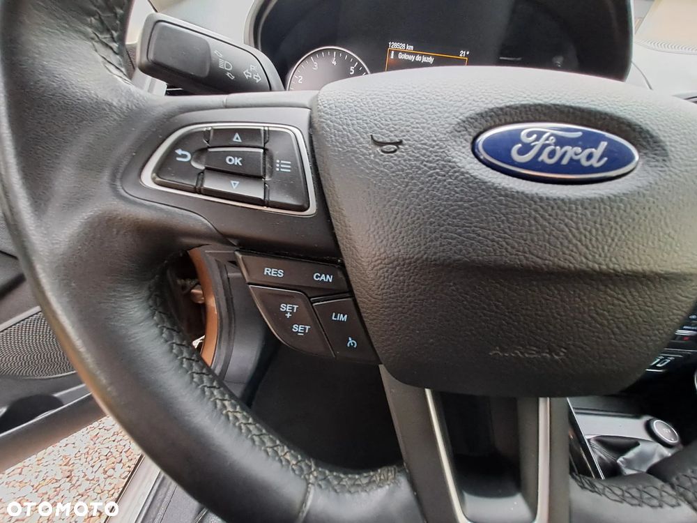 Ford EcoSport - 34