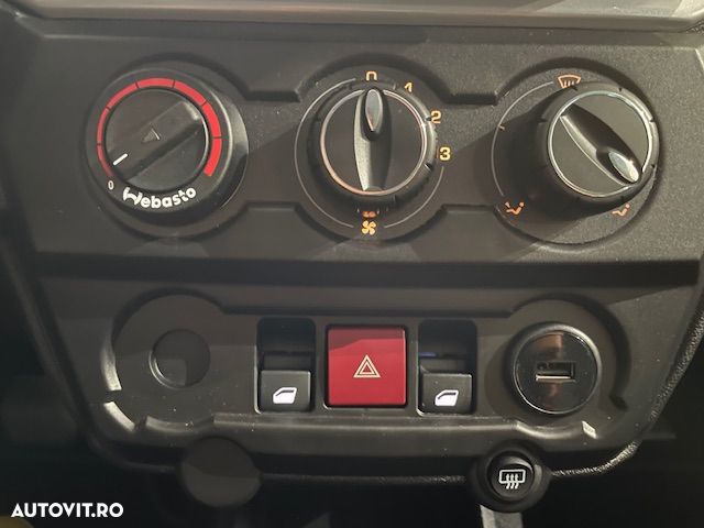 Aixam Crossover - 15