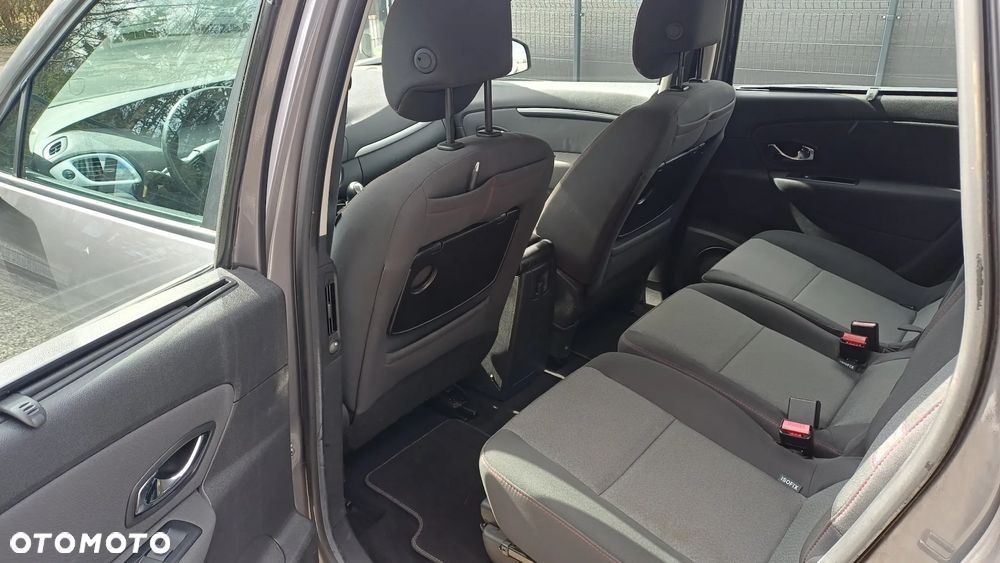 Renault Grand Scenic Energy TCe 130 S&S LIMITED - 17