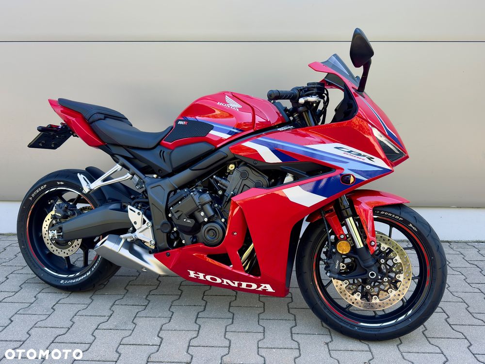 Honda CBR - 8