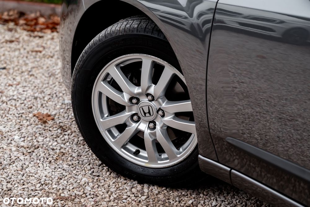 Honda Accord 2.0 S - 12