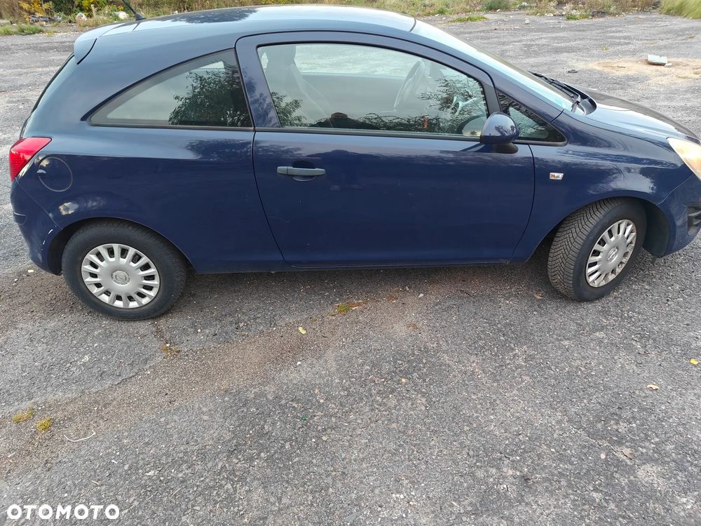Opel Corsa 2012 photo 3