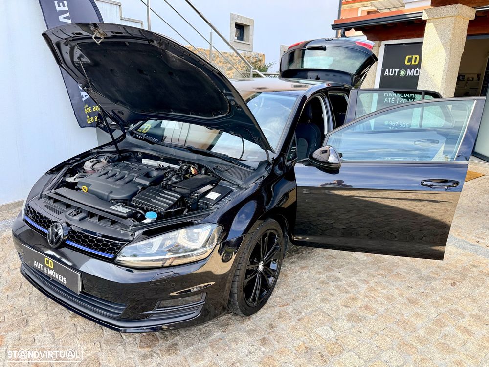 VW Golf - 37