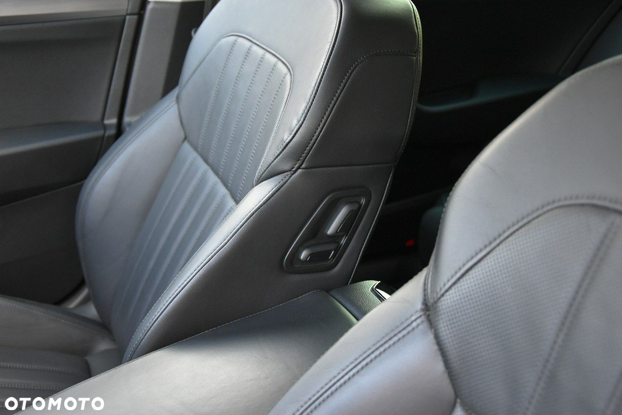 Skoda Superb 2.0 TDI DSG Style - 22