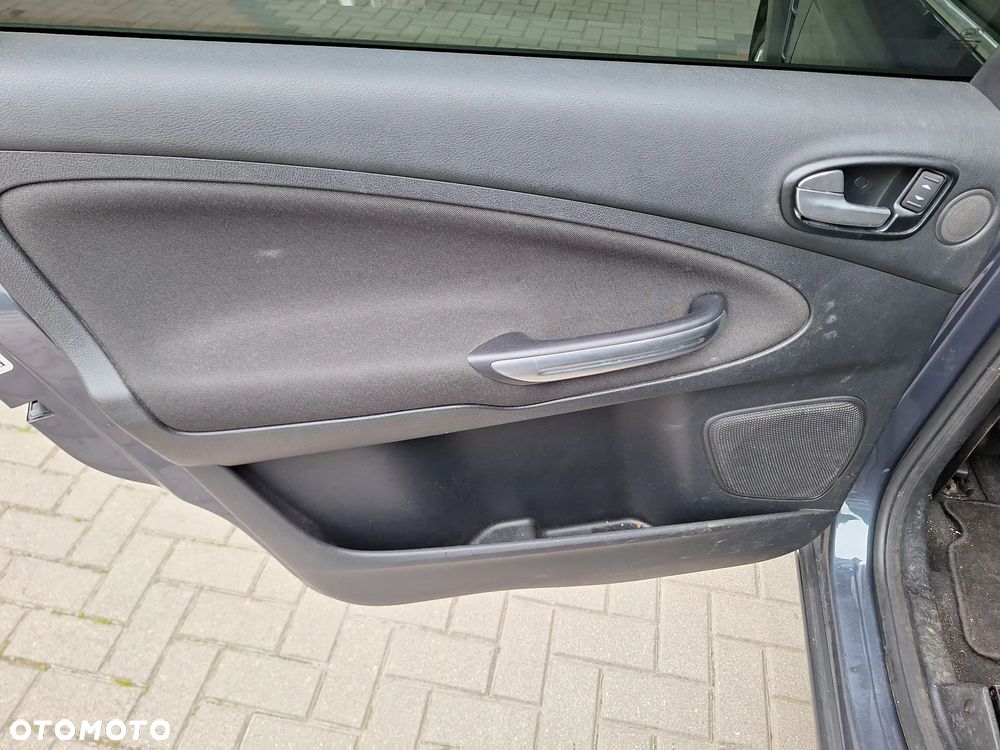 Ford S-Max 2.0 TDCi DPF Titanium MPS6 - 18