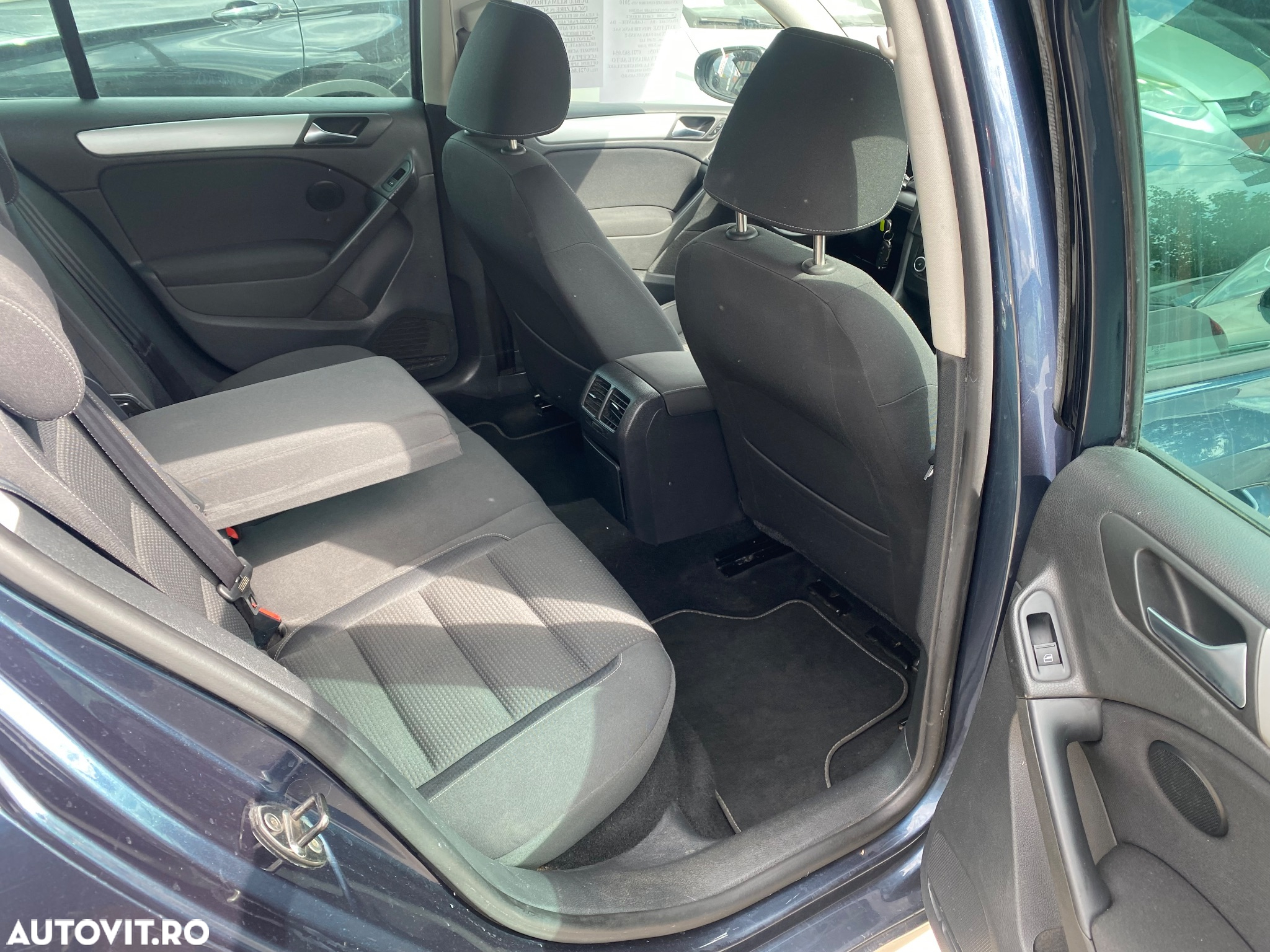 Volkswagen Golf 1.2 TSI BlueMotion Technology Comfortline - 10