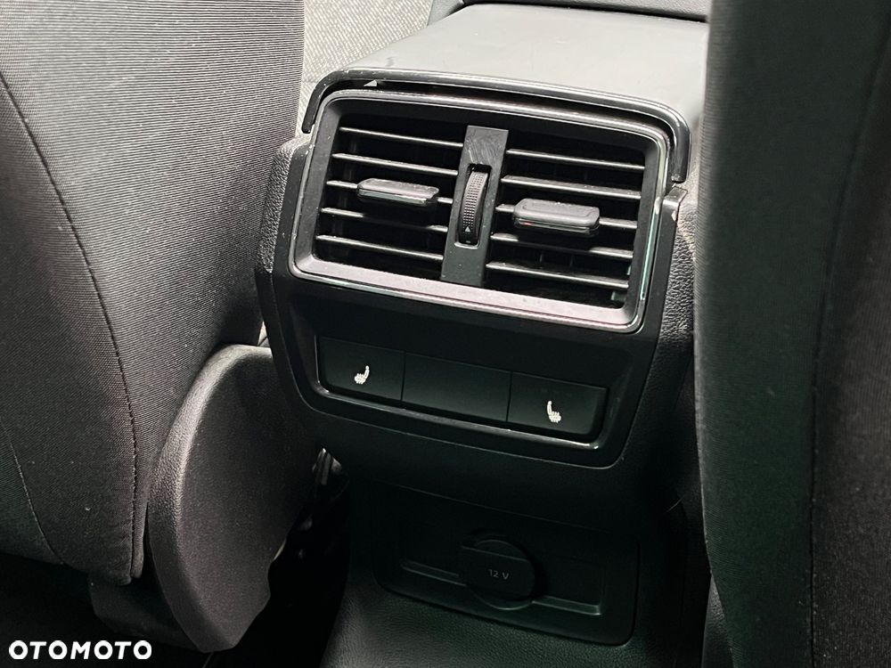 Skoda Karoq 2.0 TDI SCR Clever - 24