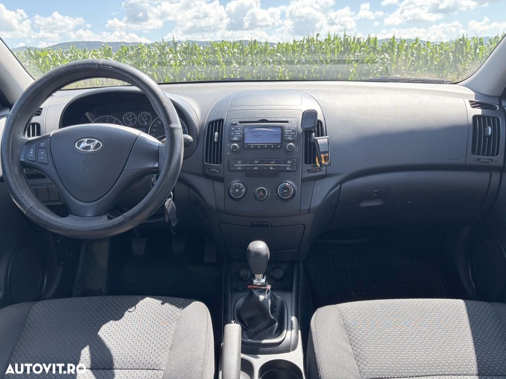 Hyundai i30 1.4 DOHC GL Classic - 17