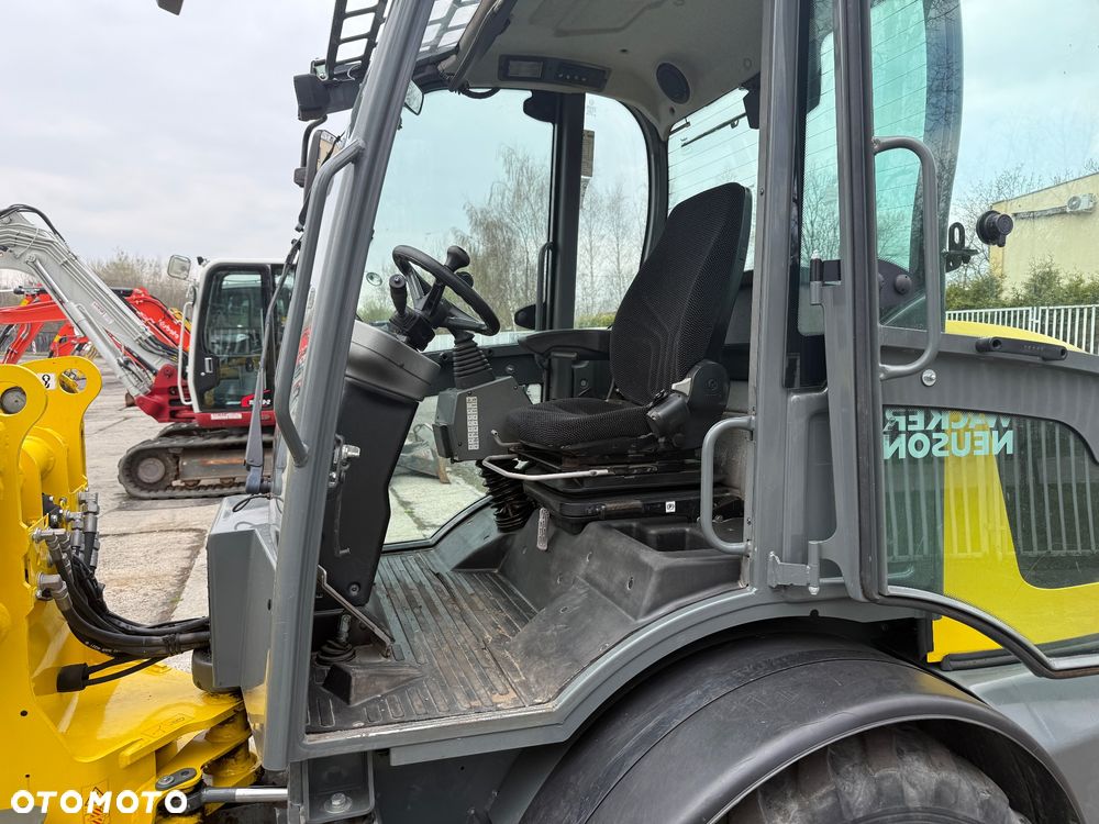 Wacker Neuson Ładowarka WL52 - 28