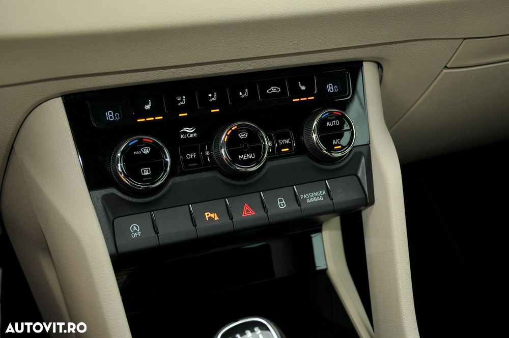 Skoda Karoq 2.0 TDI SCR Style - 28