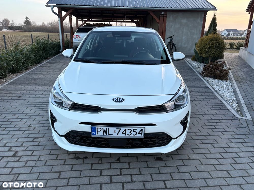 Kia Rio - 3