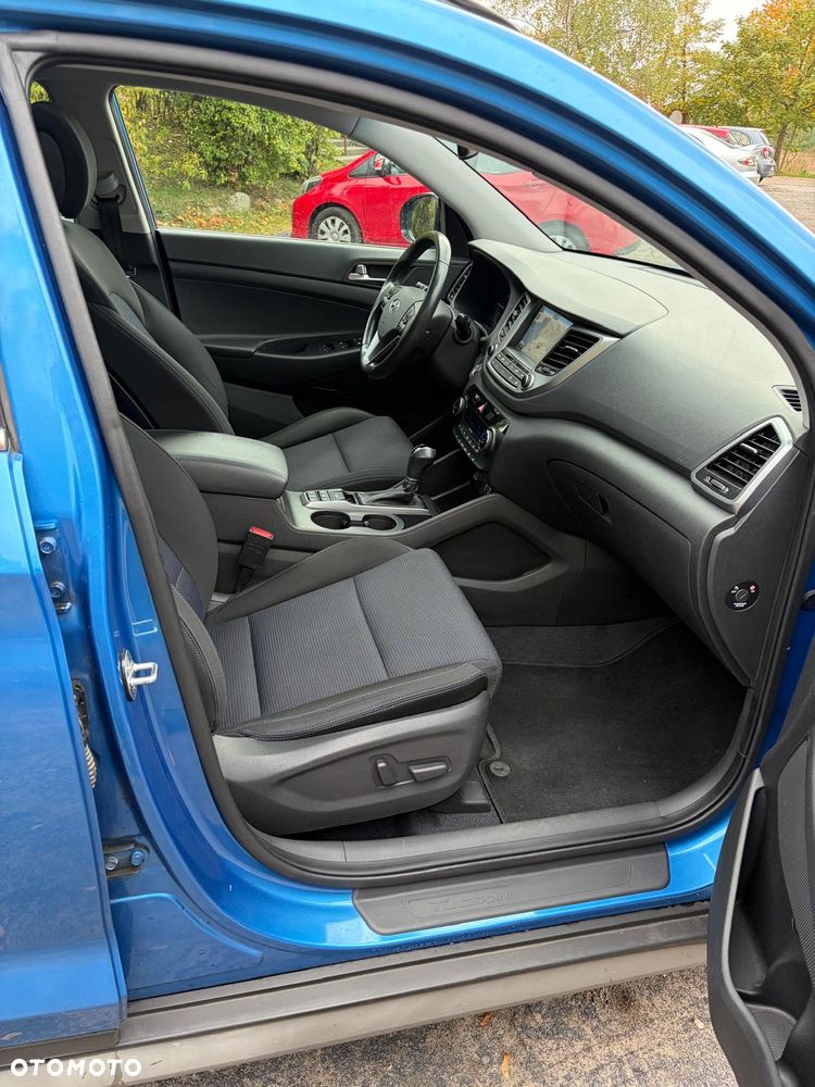 Hyundai Tucson 2.0 CRDI 4WD Automatik Premium - 35