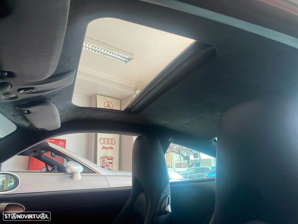 Porsche 911 Série F - 14