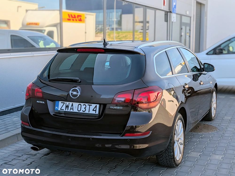 Opel Astra 1.4 T Sport - 8