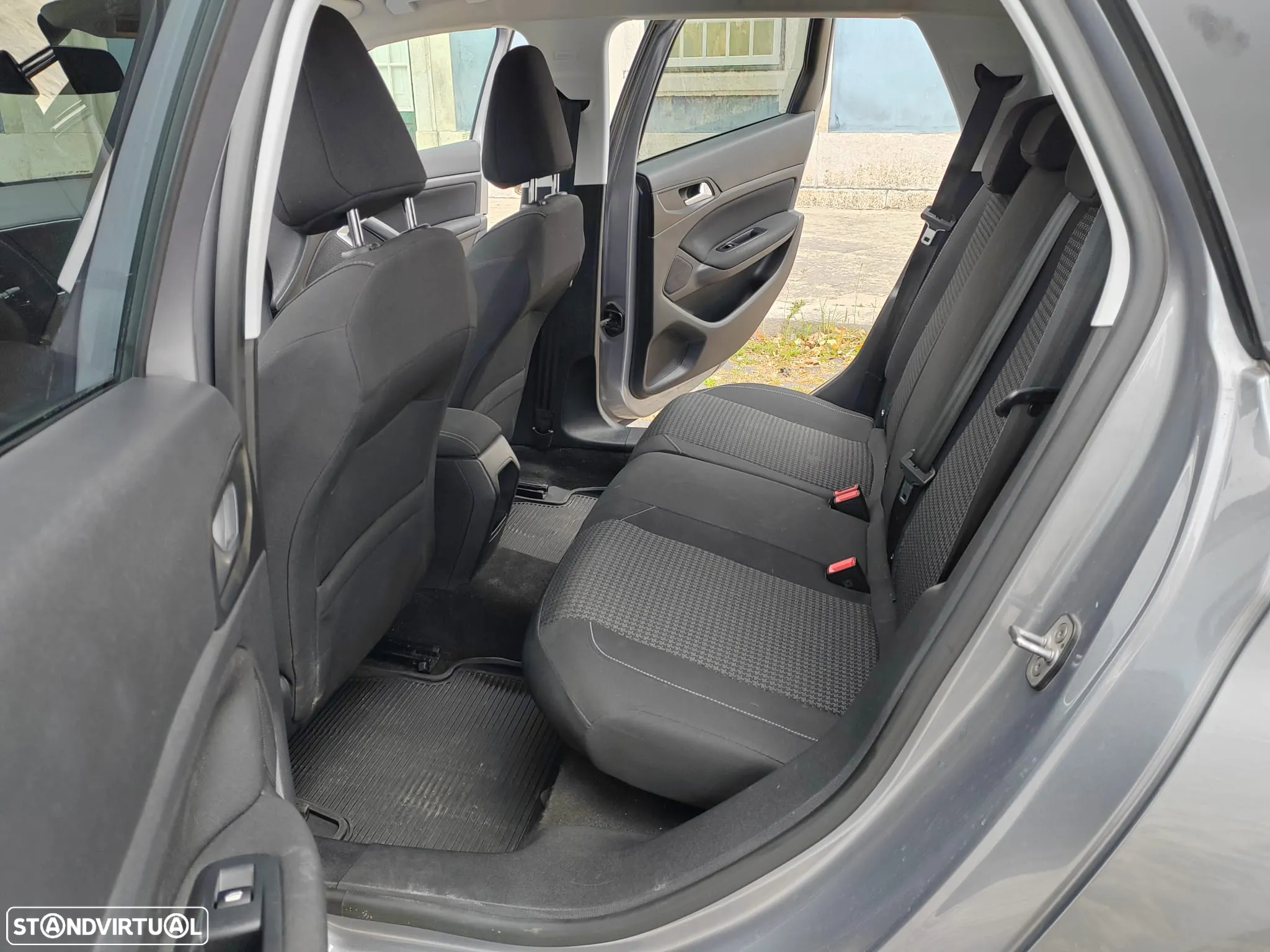 Peugeot 308 SW 1.6 BlueHDi Style - 16