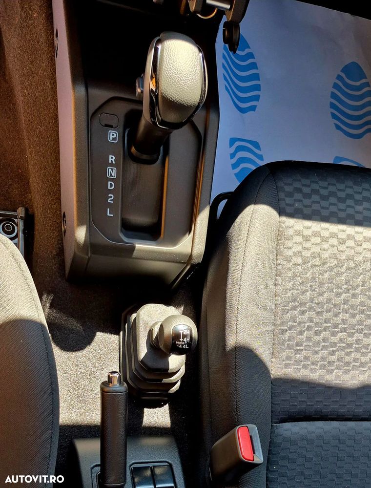 Suzuki Jimny 1.5 ALLGRIP GLX AT - 11