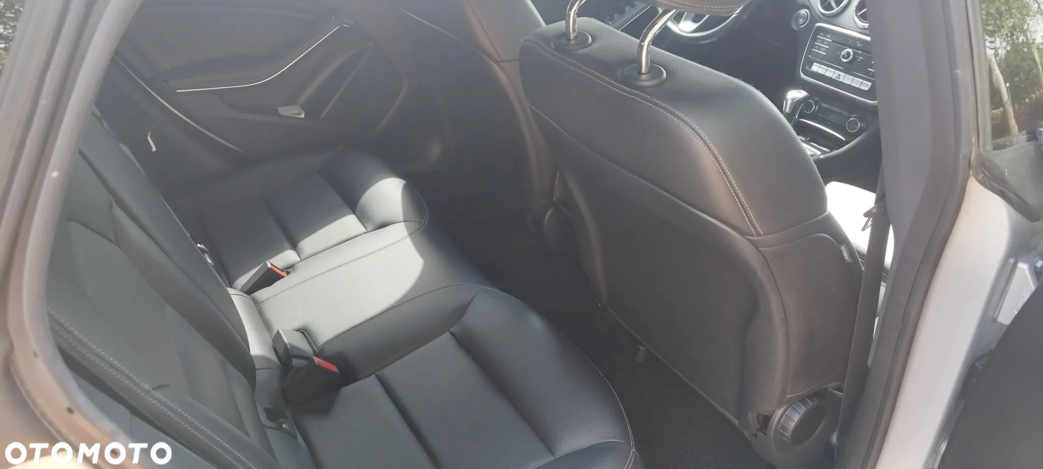 Mercedes-Benz CLA 180 d - 8