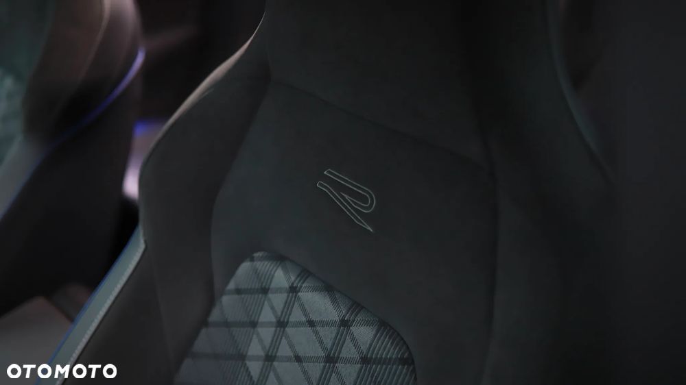 Volkswagen Golf - 25