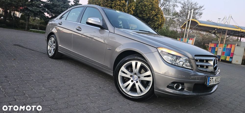 Mercedes-Benz Klasa C ver-180-blueefficiency-7g--tronic-avantgarde - 2