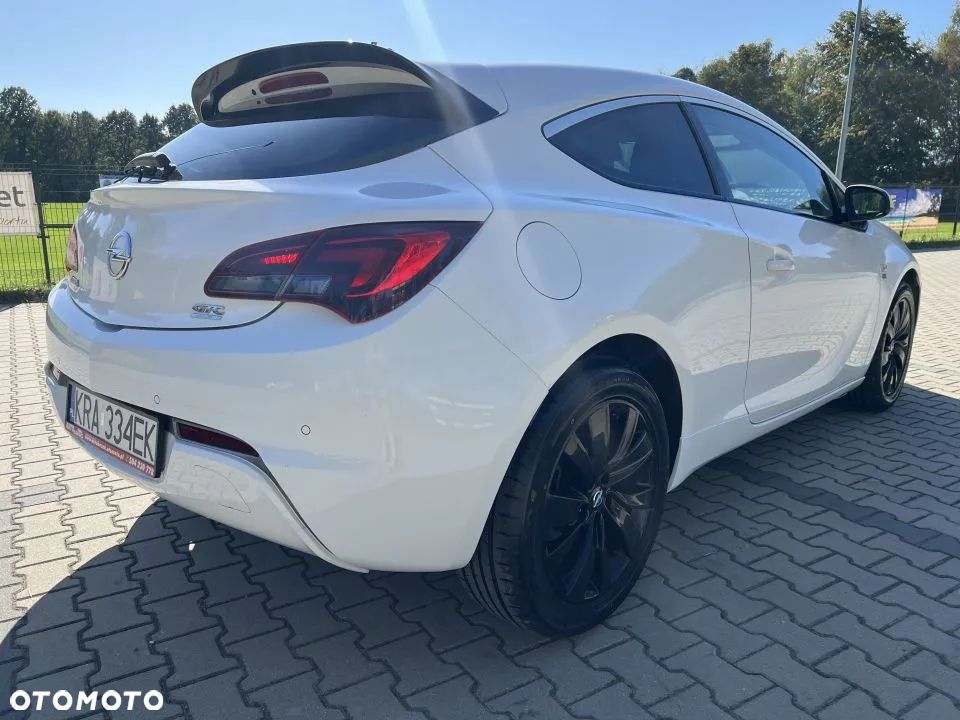 Opel Astra GTC 1.4 Turbo Innovation - 34