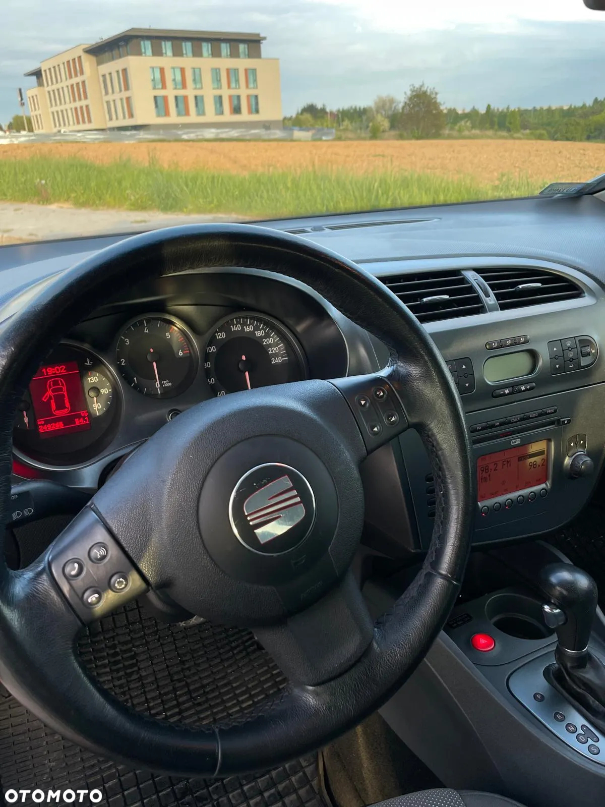 Seat Leon 2.0 TDI DSG Stylance - 19
