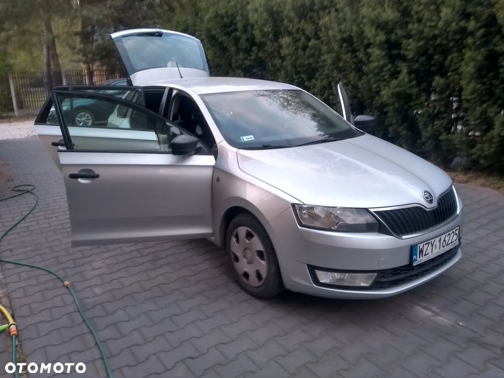 Skoda RAPID 1.2 TSI Active - 7