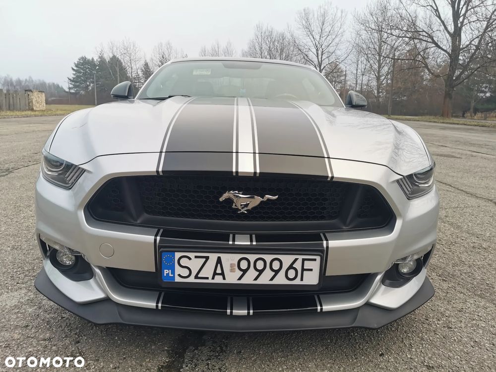 Ford Mustang - 2