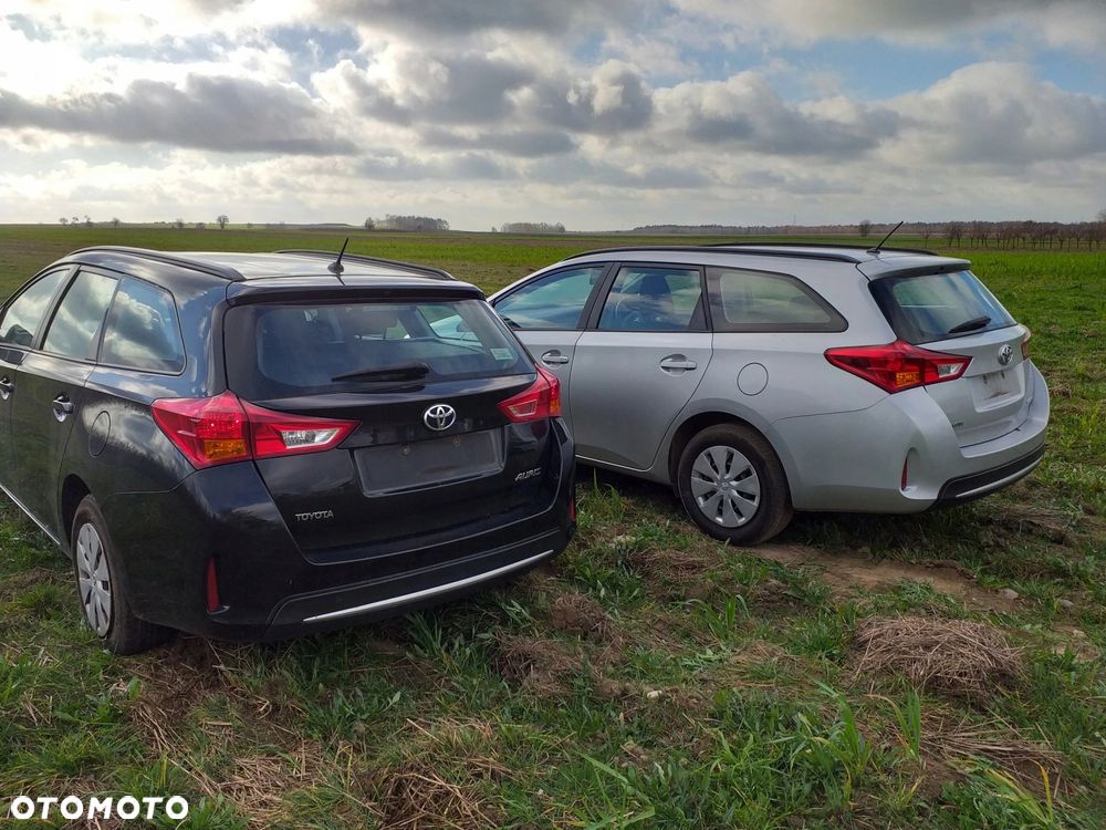 Toyota Auris I Nadkole tył tylne lewe chlapacz - 8
