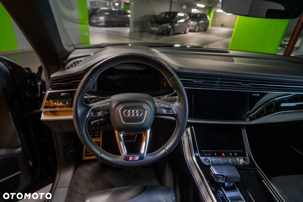 Audi Q8 55 TFSI mHEV Quattro Tiptronic - 4