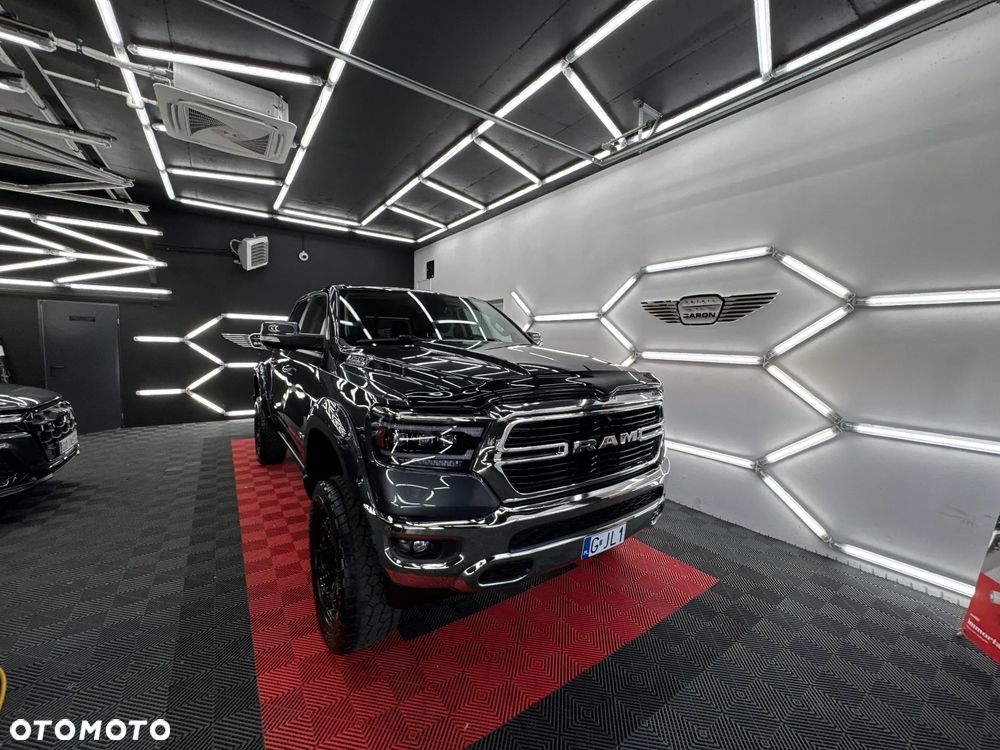 Dodge RAM 5.7 4x4 - 5