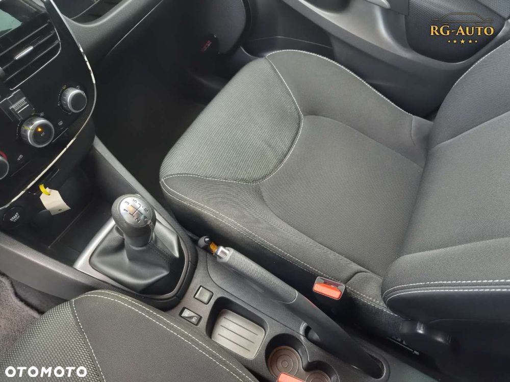 Renault Clio - 20