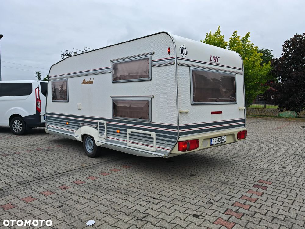 LMC 495 - 2