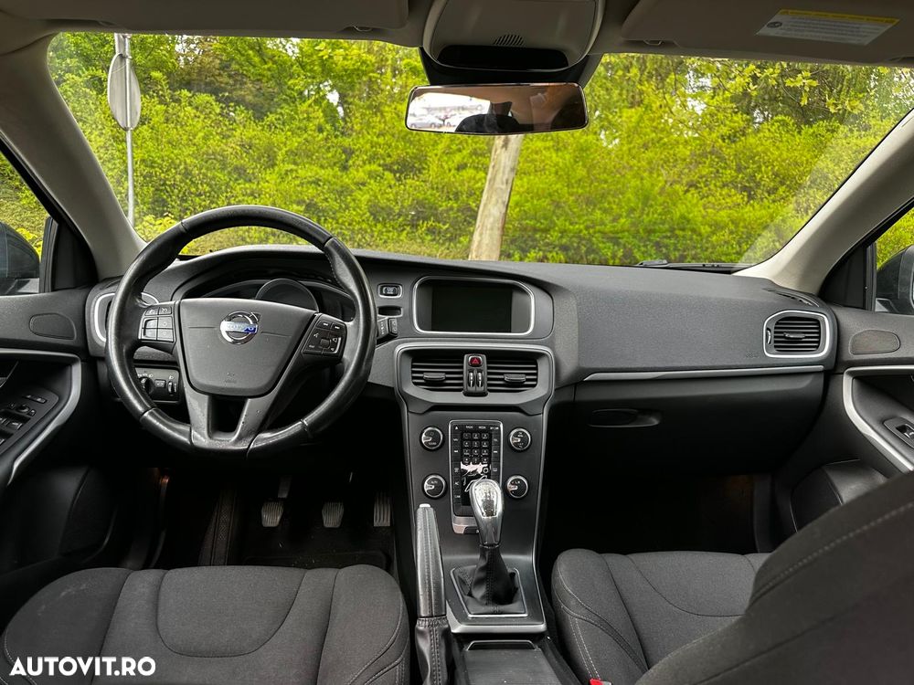 Volvo V40 D2 - 20