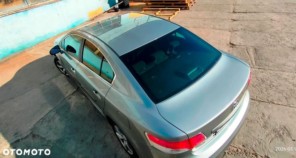 Toyota Avensis 1.6 Sol - 20