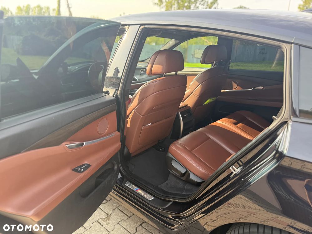 BMW Seria 5 530d xDrive - 10