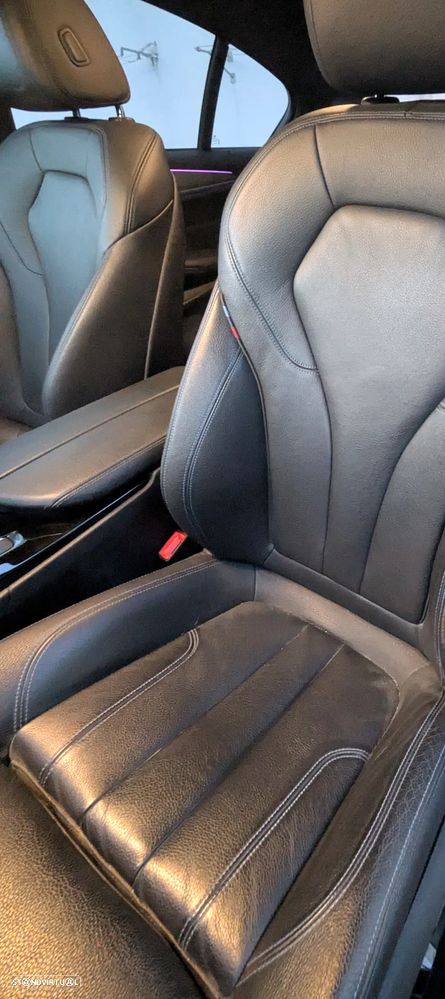 BMW 530 e Pack M - 16