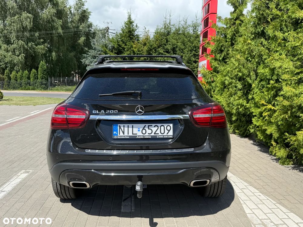 Mercedes-Benz GLA 200 7G-DCT Urban - 6