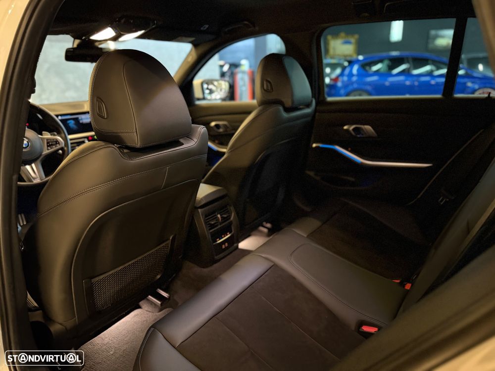 BMW 330 e Touring Aut. M Sport - 17