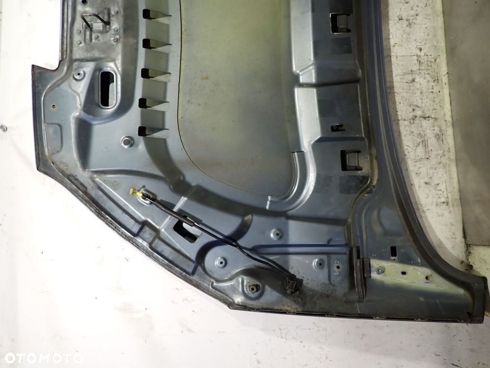 MASKA PEUGEOT 407 SW - 8