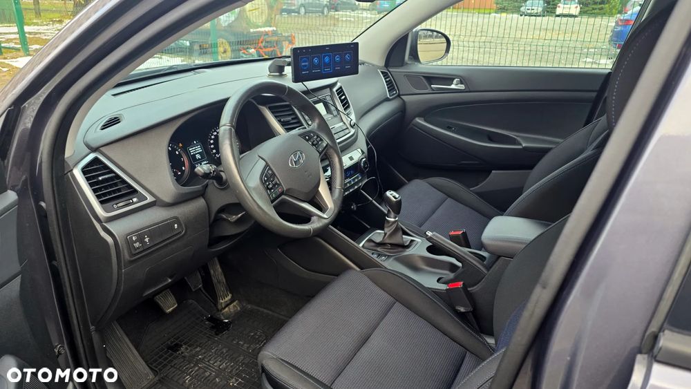 Hyundai Tucson 1.6 GDI BlueDrive Comfort 2WD - 16