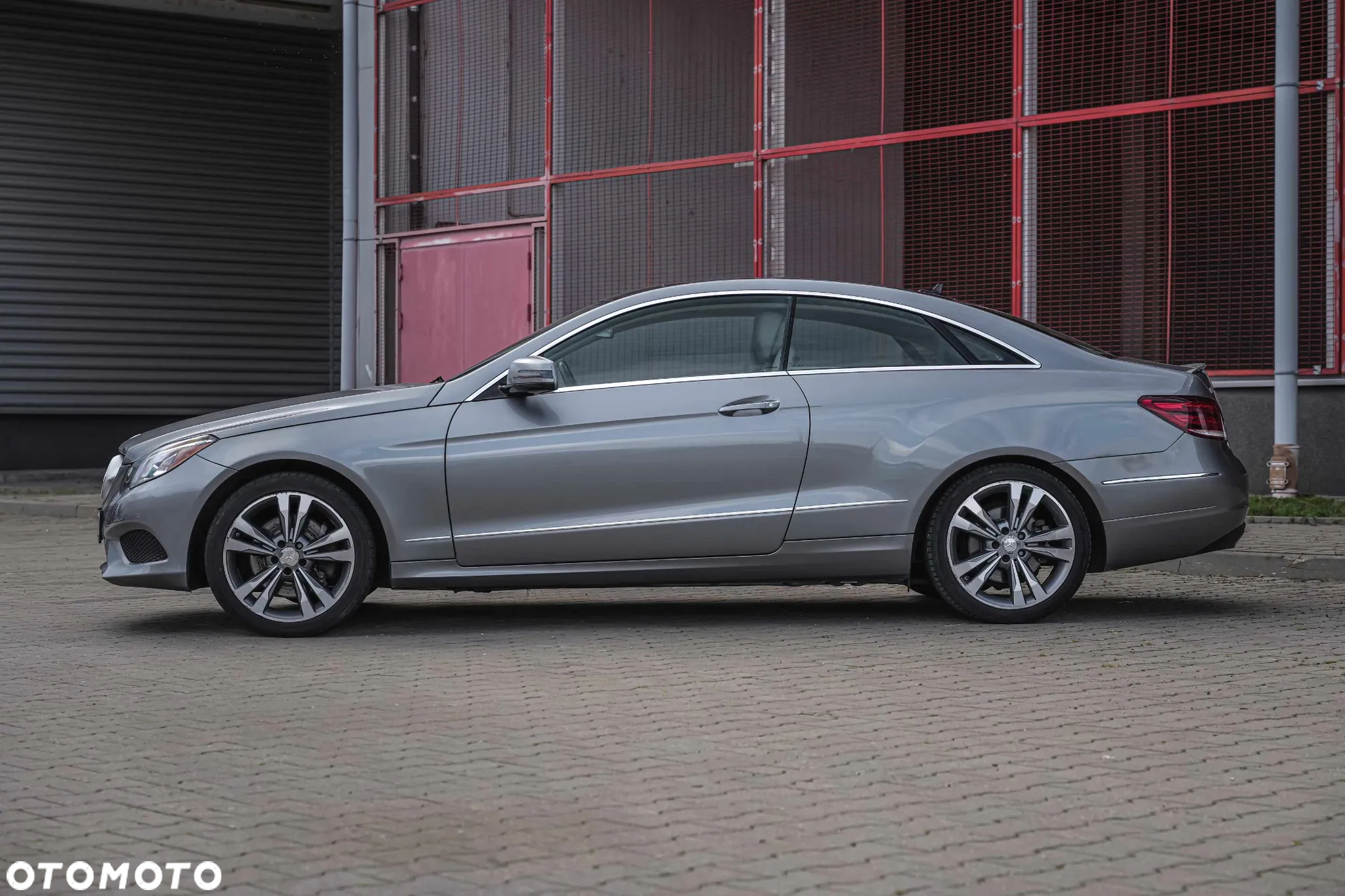 Mercedes-Benz Klasa E 350 CGI BlueEffICIENCY - 14